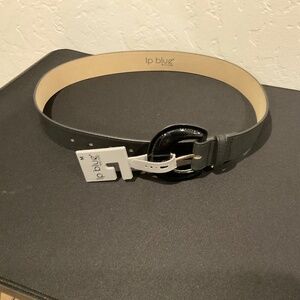 NWT Linea Pelle Women’s Black Belt size M